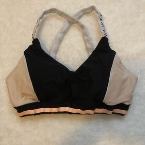 White Fox Boutique Black and Beige Top Sarah’s Day